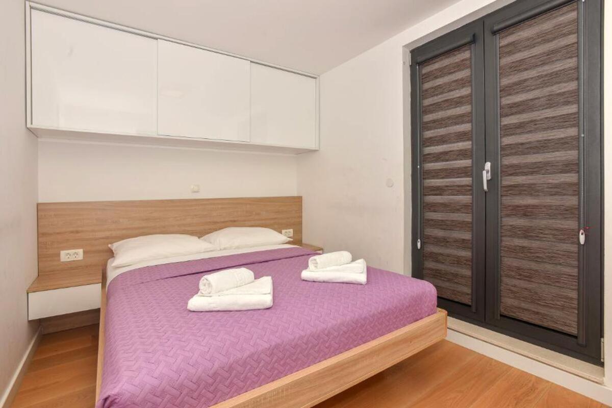 Apartments By The Sea Makarska - 19145 外观 照片