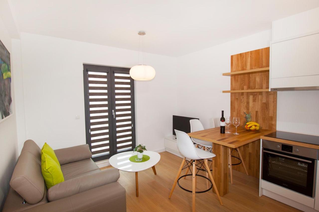 Apartments By The Sea Makarska - 19145 外观 照片